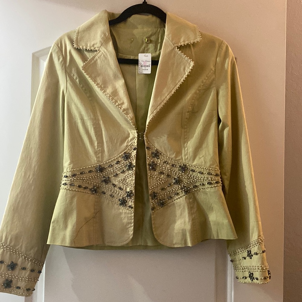 Chic Chateau - Green Jacket.  Size Small.